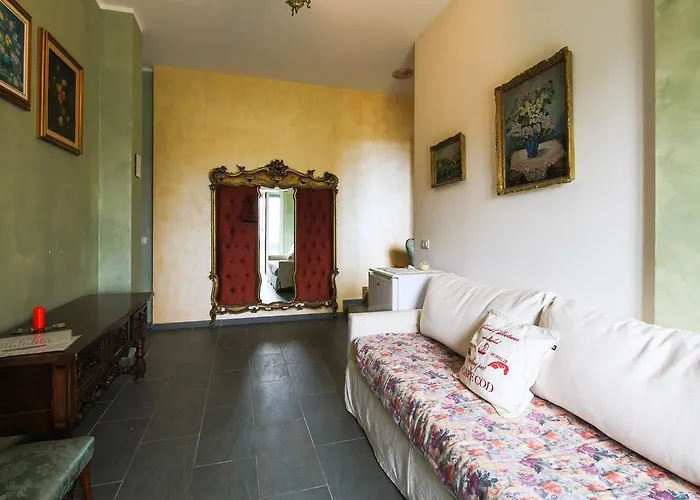 维拉米尔住宿加早餐旅馆 住宿加早餐酒店 阿尔本加