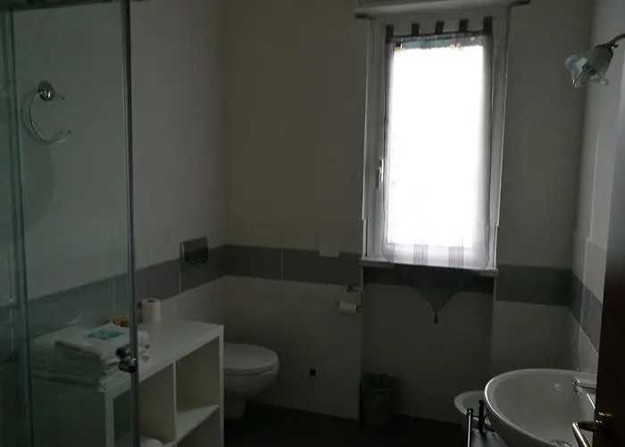 Bed & Breakfast Villamir 3*