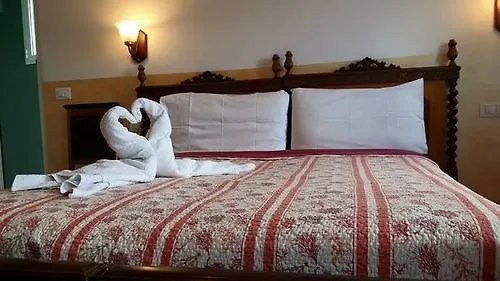 维拉米尔住宿加早餐旅馆 住宿加早餐酒店 阿尔本加