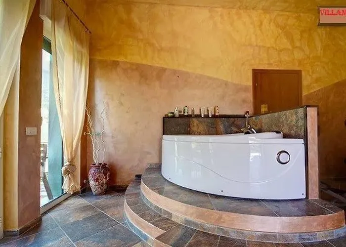 维拉米尔住宿加早餐旅馆 3* 阿尔本加