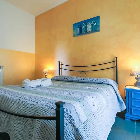 Oda ve Kahvaltı Villamir 4*