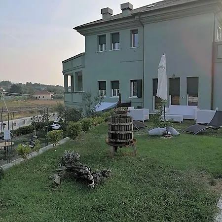 Villamir Oda ve Kahvaltı