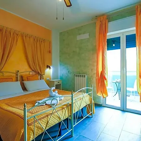 Villamir 4*