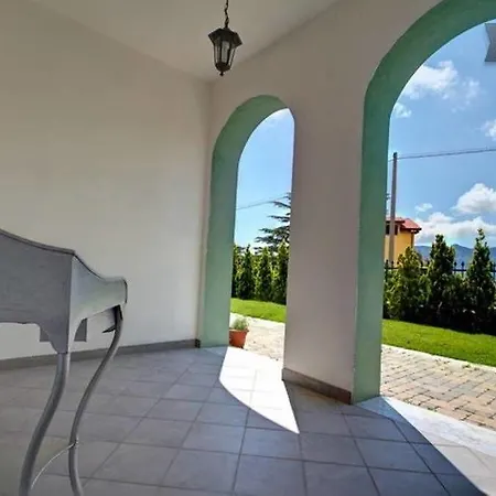 Bed & Breakfast Villamir 3*