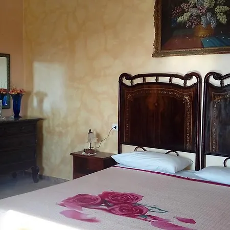 维拉米尔住宿加早餐旅馆 3* 阿尔本加