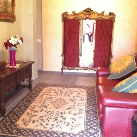 Villamir Oda ve Kahvaltı 4*